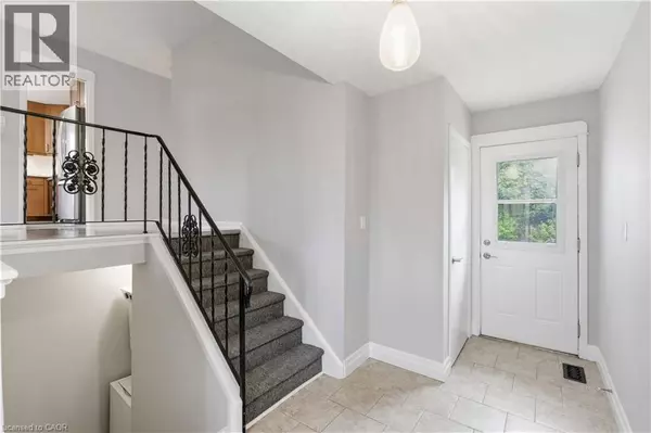 Hamilton, ON L9C4K1,111 BRITTEN Close