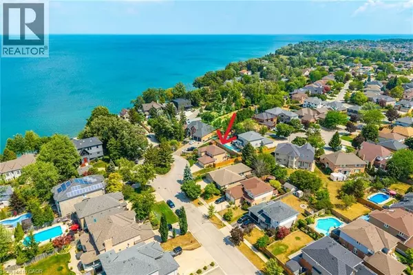 Stoney Creek, ON L8E5E7,10 SHADOWDALE Drive