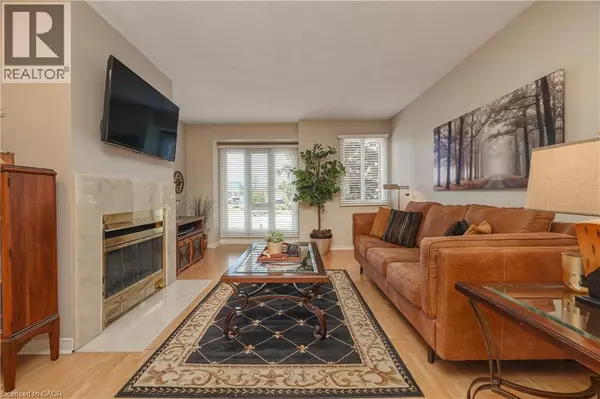 Burlington, ON L7S2H7,895 MAPLE AVE #132