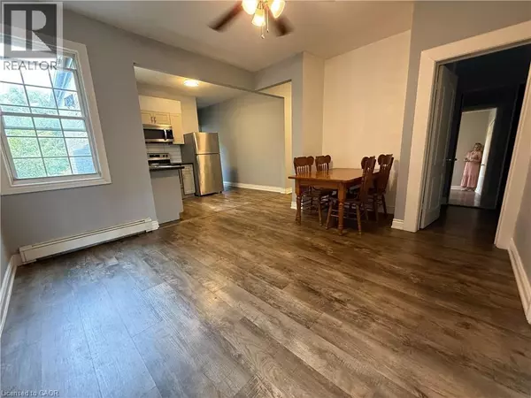 Hamilton, ON L8M1J6,590 MAIN ST East #2