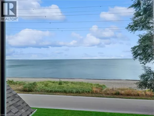 Hamilton, ON L8H6W4,337 BEACH BLVD #10