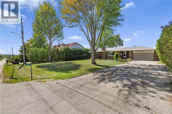 Stoney Creek, ON L8J3K9,585 FIFTH Road E
