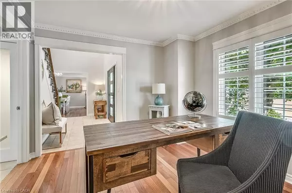 Hamilton, ON L8N2Z7,9 VALLEY RIDGE Lane