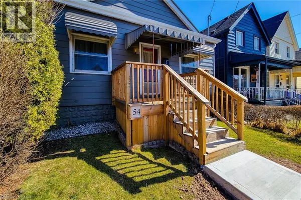 Hamilton, ON L8L7B6,54 FAIRVIEW Avenue