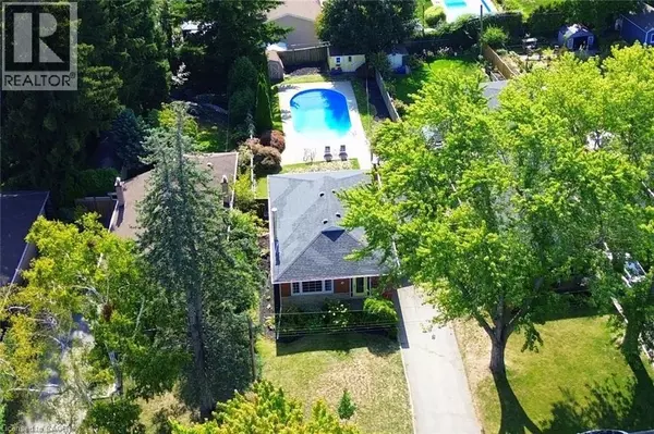 Burlington, ON L7P2E4,1384 NIELS Avenue