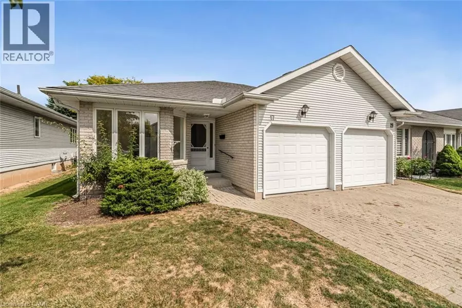 17 GARDEN DR #21, Smithville, ON L0R2A0