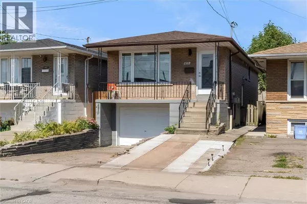 Hamilton, ON L8H3S6,1965 BRAMPTON Street