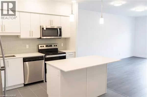Kitchener, ON N2G0C4,399 QUEEN ST South #206