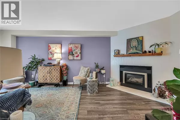Brantford, ON N3P1Y3,1 BRANTWOOD PARK RD #A