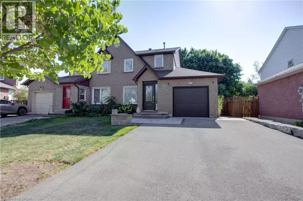 Oakville, ON L6H5K5,214 ROSS Lane