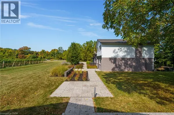 Beamsville, ON L0R1B2,4373 THIRTY Road