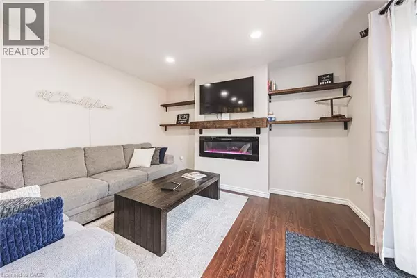 Vineland, ON L0R2C0,3865 VICTORIA Avenue