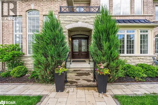 Cookstown, ON L0L1L0,2 COPELAND Crescent