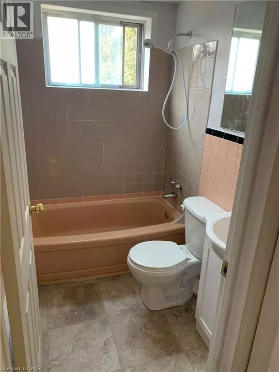 Cambridge, ON N1R1T1,42 HILLTOP DR #6