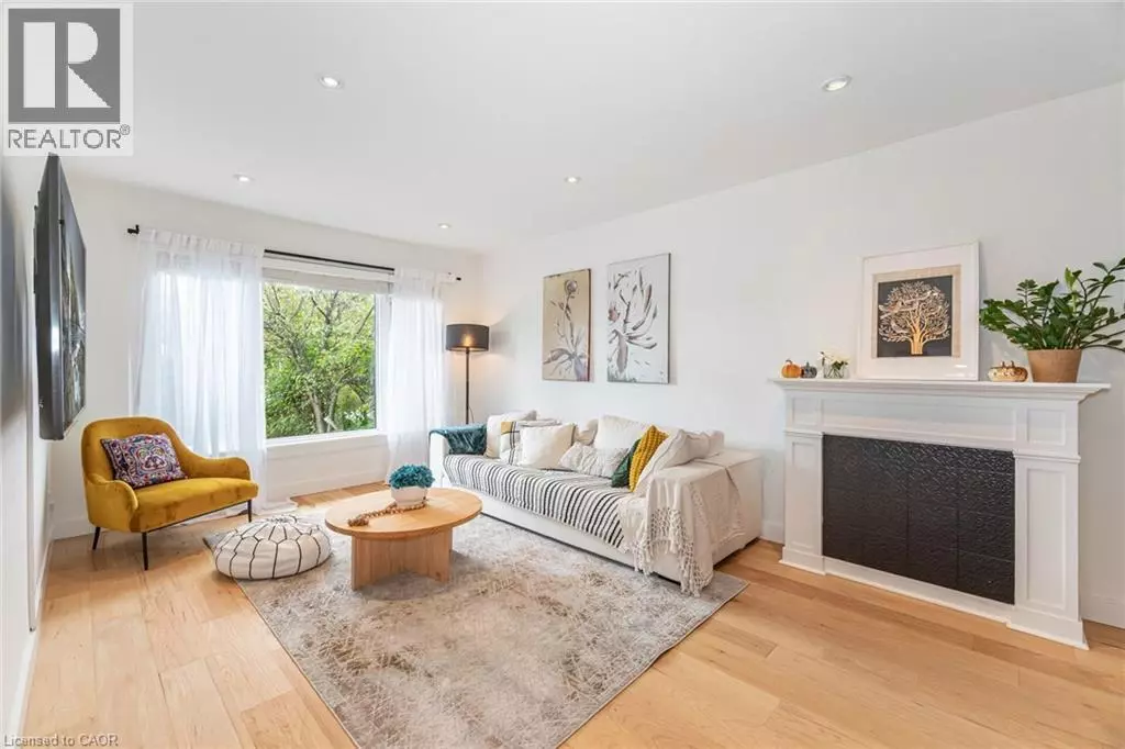 Mississauga, ON L5J2G2,2431 PADSTOW Crescent