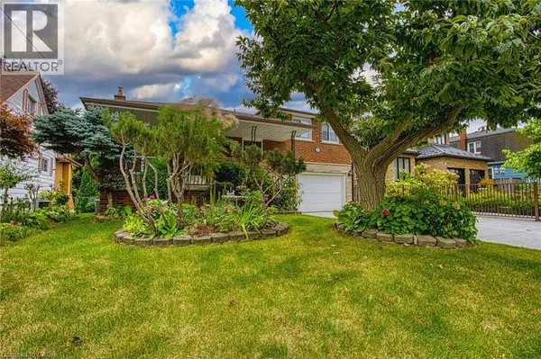 Hamilton, ON L8K4T9,633 ROSSEAU Road