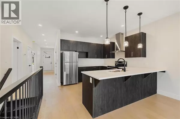 Norwich, ON N0J1P0,12 WASHINGTON ST #202