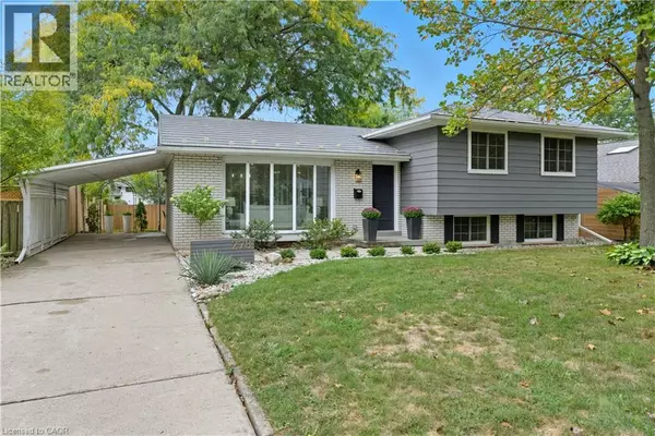 Burlington, ON L7L4N2,278 PURNELL Place