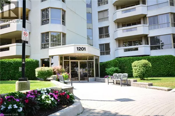 Burlington, ON L7S1Z5,1201 NORTH SHORE BLVD East #302