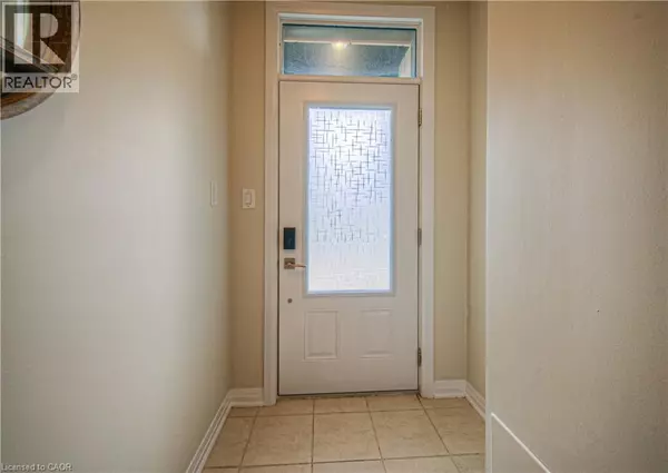 Kitchener, ON N2P0J8,155 THOMAS SLEE DR #1F