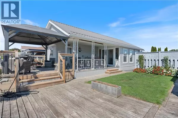 Turkey Point, ON N0E1T0,92 CLUBHOUSE RD #6