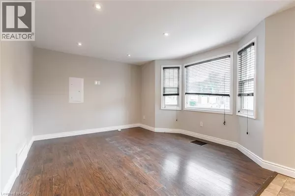 Hamilton, ON L8V2V5,129 EAST 22ND ST #1