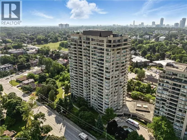 6 WILLOW ST #2203, Waterloo, ON N2J4S3