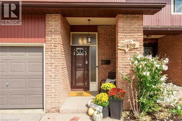 2301 CAVENDISH DR #129, Burlington, ON L7P3M3