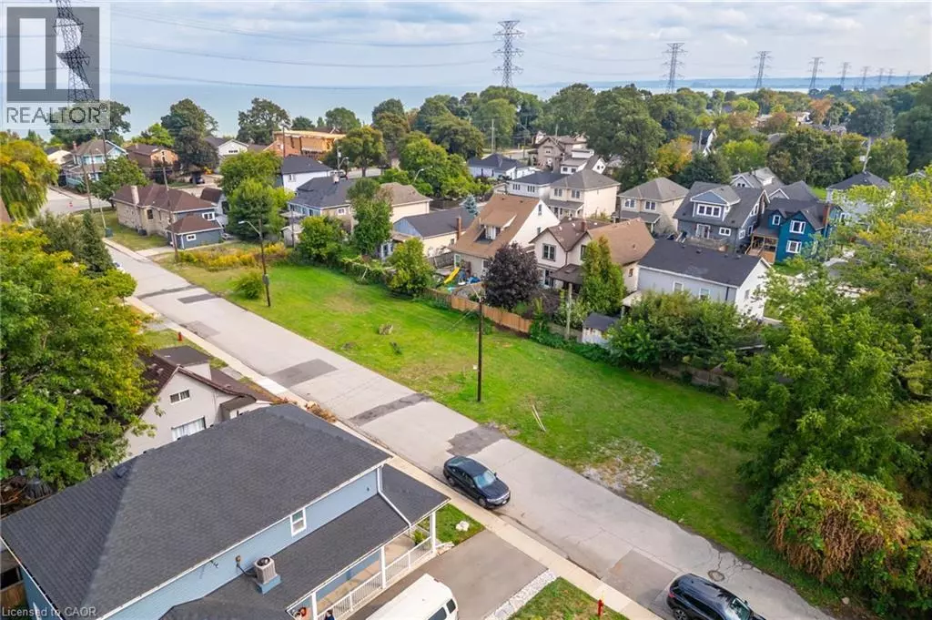 Hamilton, ON L8H7E8,10 KNAPMANS Drive