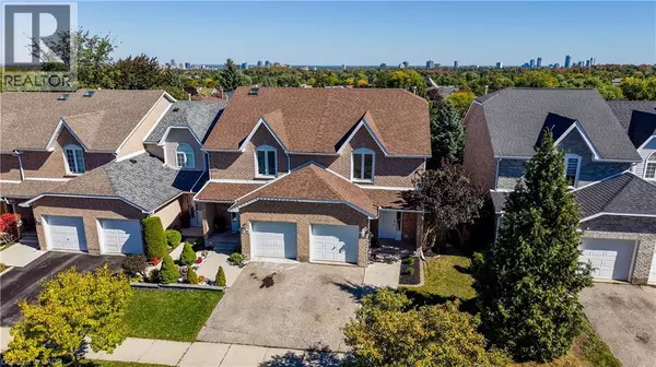 499 OAKVALE DR #6, Waterloo, ON N2T2G6