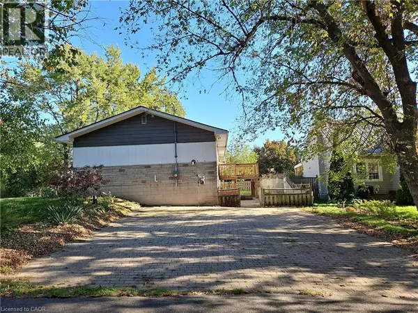 Kitchener, ON N2K1H7,11 PRINCE ST #Lower