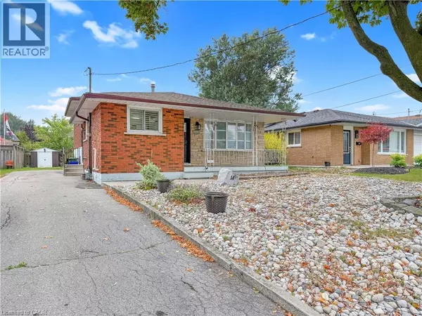 Hamilton, ON L8T2X3,14 ANSON Avenue