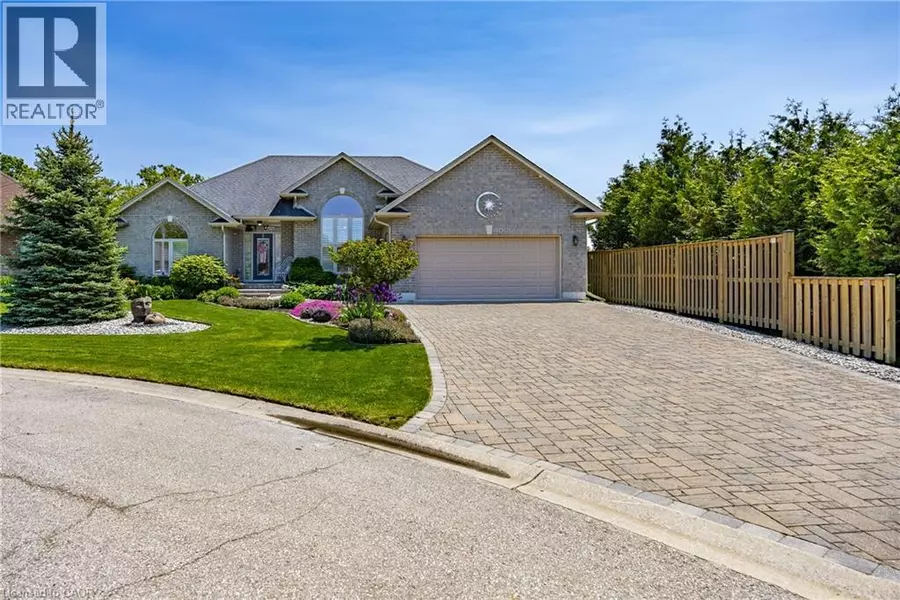 25 BIRCH Avenue, Port Dover, ON N0A1N6