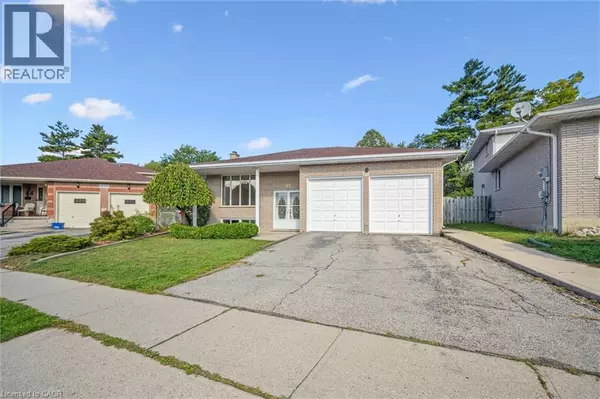 Cambridge, ON N1R7Z4,42 AZORES Crescent
