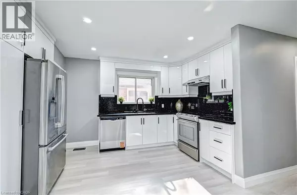 Cambridge, ON N1R3V7,38 BROADVIEW Avenue