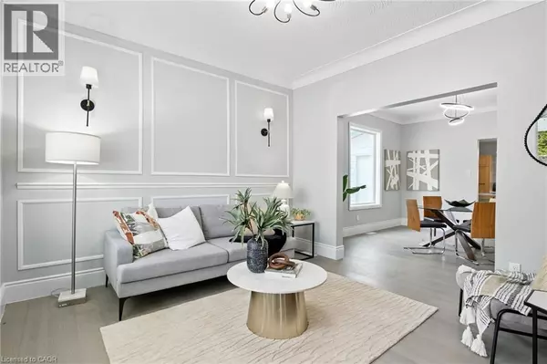 Niagara Falls, ON L2G1X8,6294 KER Street