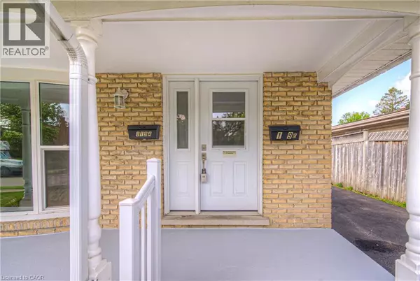Kitchener, ON N2E1B2,119 KINGSWOOD Drive