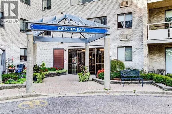 Guelph, ON N1H7J6,89 WESTWOOD RD #405