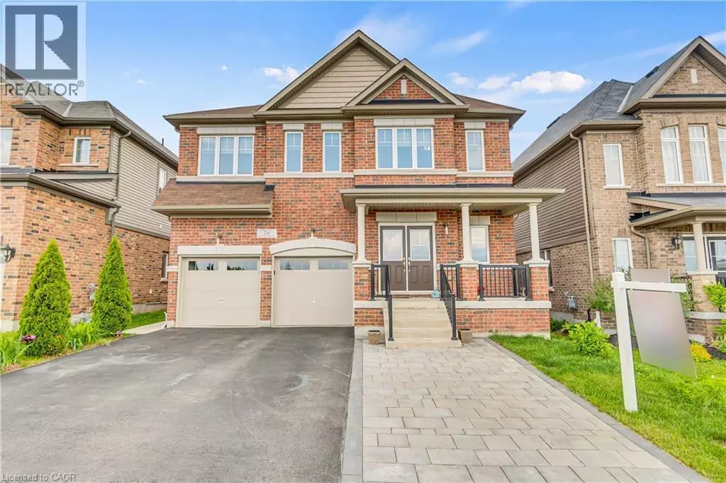 Kitchener, ON N2P0G2,214 BLAIR CREEK Drive