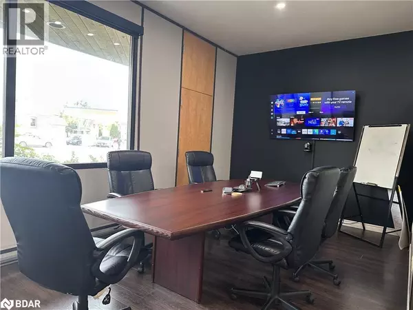 Barrie, ON L4N3K4,49 ESSA RD #1