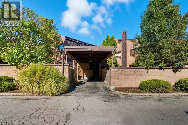 Kitchener, ON N2A2S8,28 UNDERHILL CRES #19