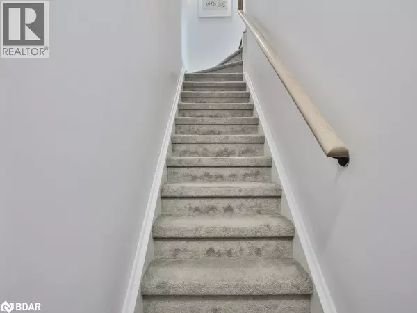 Toronto, ON M9C2Z7,7 APPLEWOOD LN #232