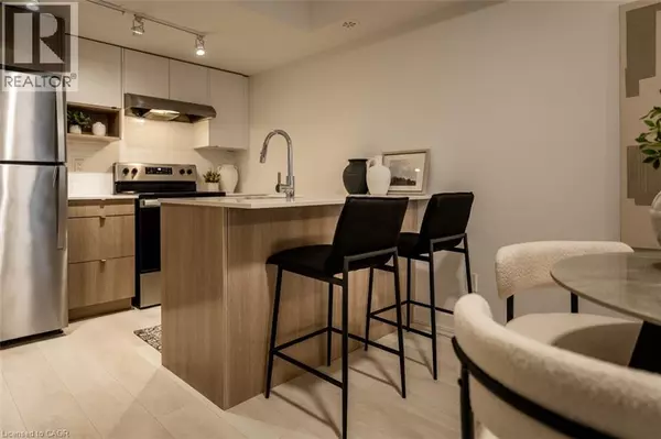 Burlington, ON L7T0C3,1129 COOKE BLVD #608