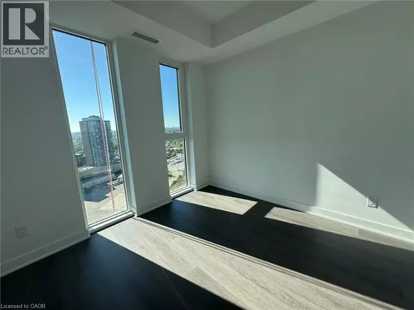 Kitchener, ON N2G0G5,25 WELLINGTON ST South #2002