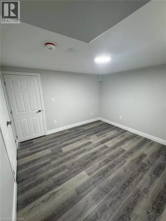 Kitchener, ON N2M4K4,370 GREENBROOK Drive