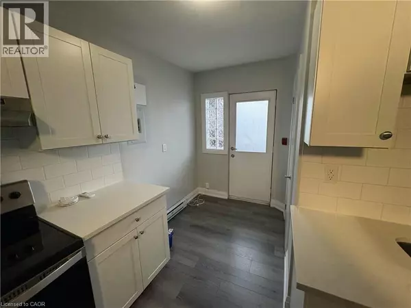 Hamilton, ON L8L6J9,81 GIBSON AVE #2