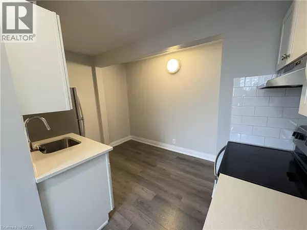 Hamilton, ON L8L6J9,81 GIBSON AVE #2