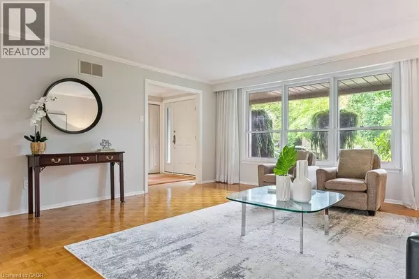 Oakville, ON L6J5V9,2369 BACCARO Road