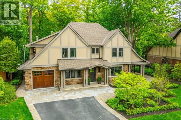 61 OAK KNOLL Drive, Hamilton, ON L8S4C2