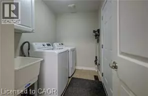 Cambridge, ON N1T0A3,35 GREEN GATE BLVD #28